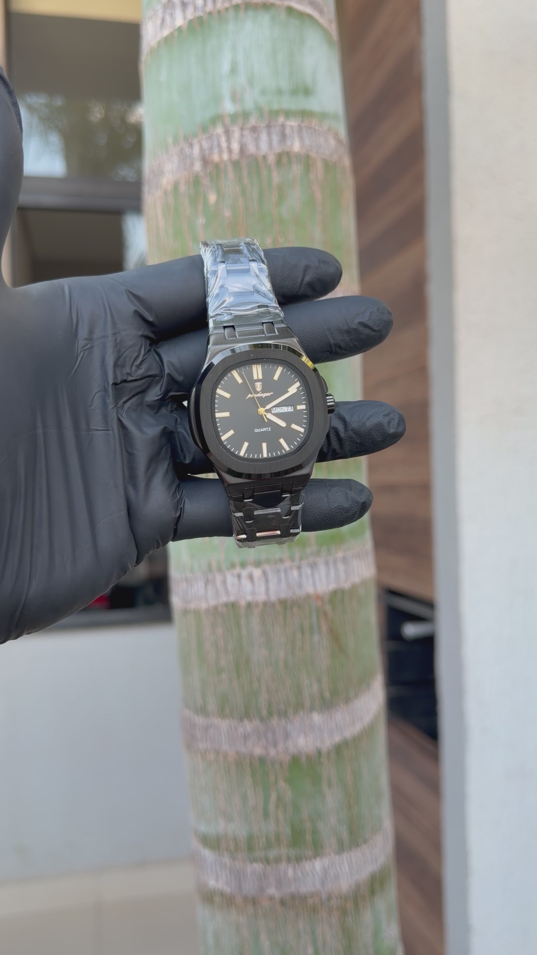Poedagar All Black